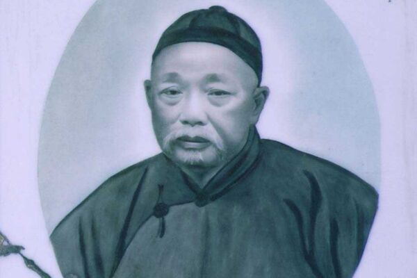 东华医院创院总理李升(又名李玉衡、李璇)，和兴号金山庄的创办人。